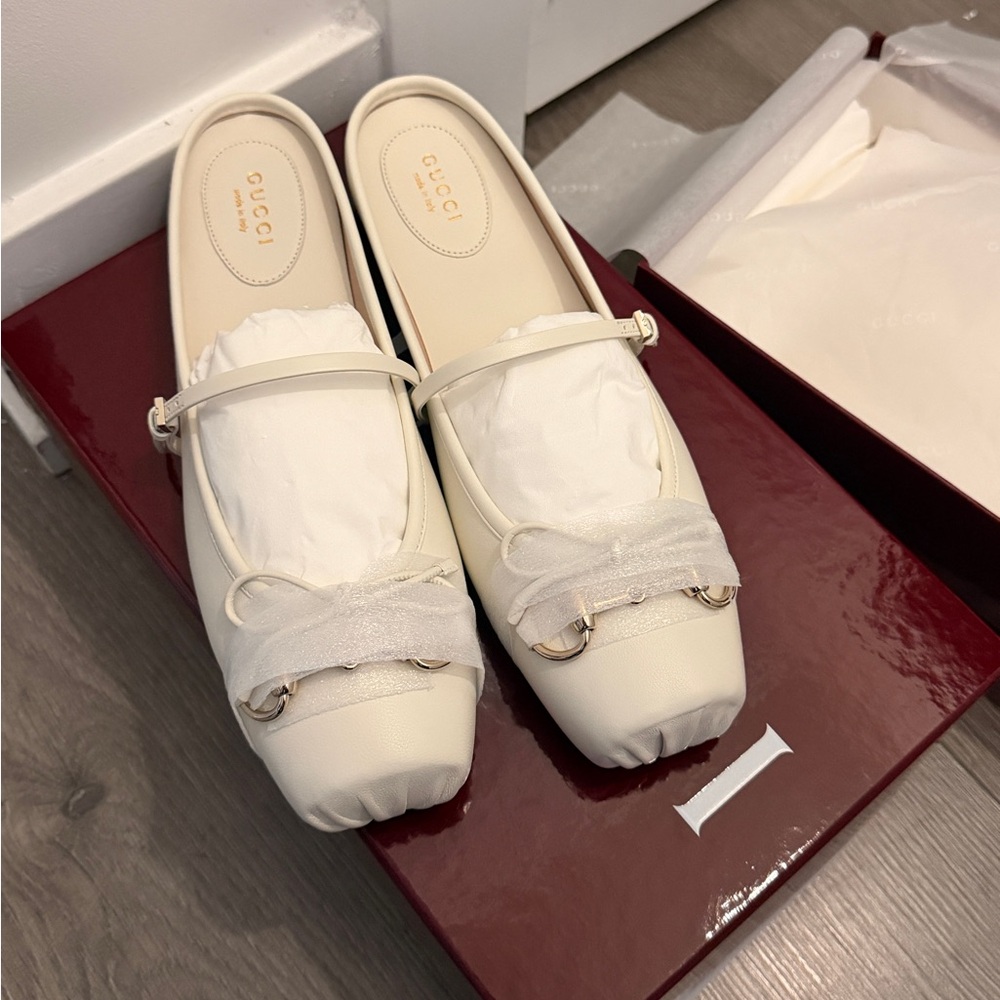 Brand New Gucci Horsebit Ballet Mules White Leather US 9 / EU 39 Authentic